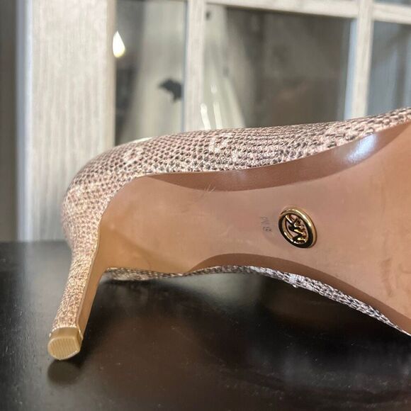 Michael Michael Kors Size 8 Snake print Heels Pointy heels NWOT - Picture 5 of 6